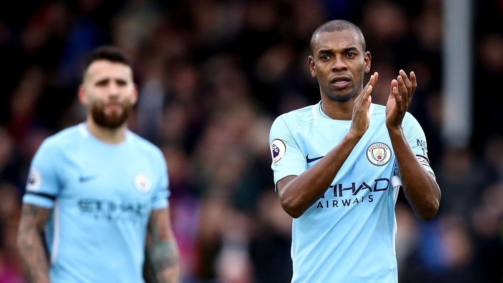 1600x900 Fernandinho calls on 'experienced' Manchester City players to step, Desktop