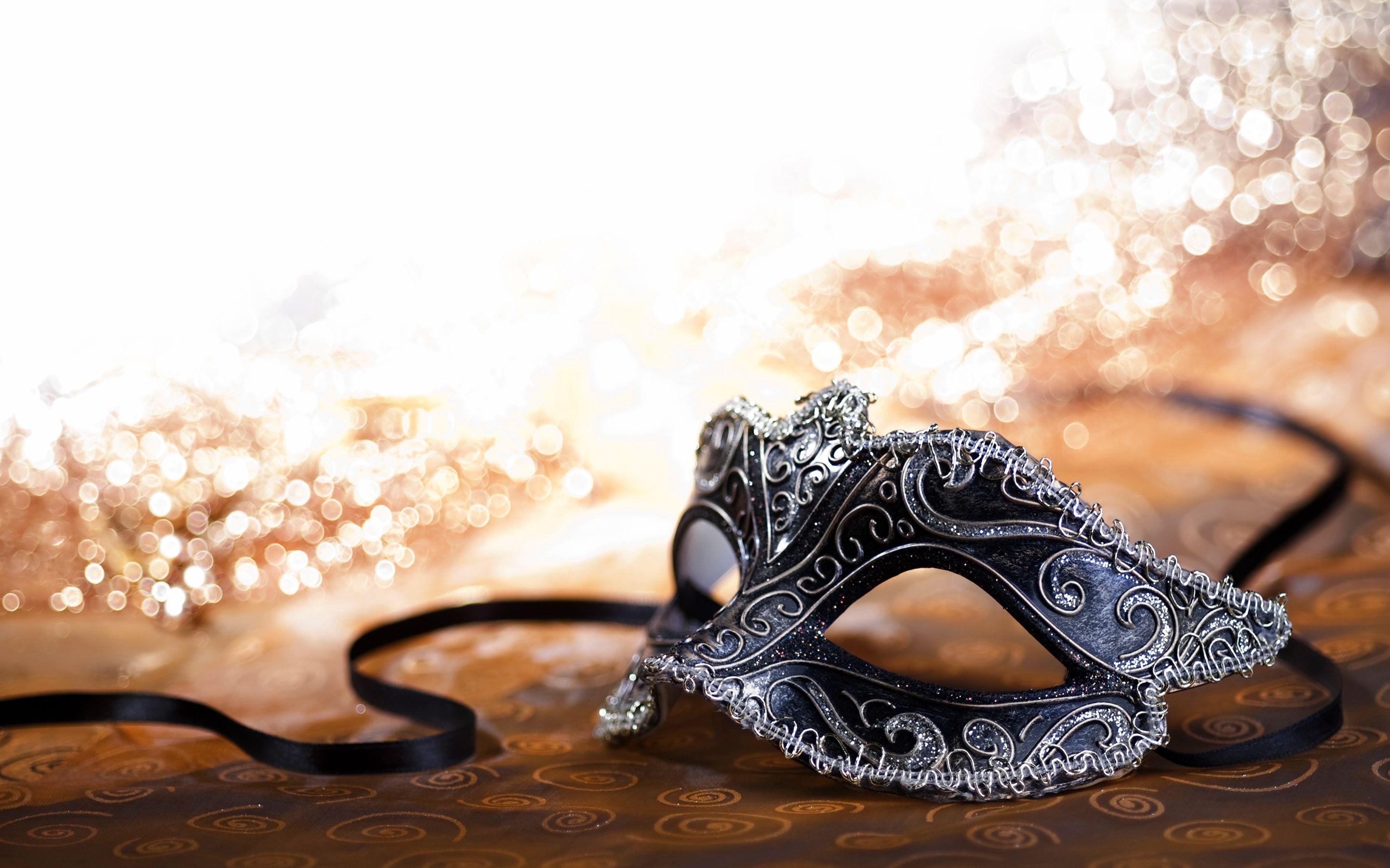 2880x1800 Carnival of Venice Girl Mask, Desktop