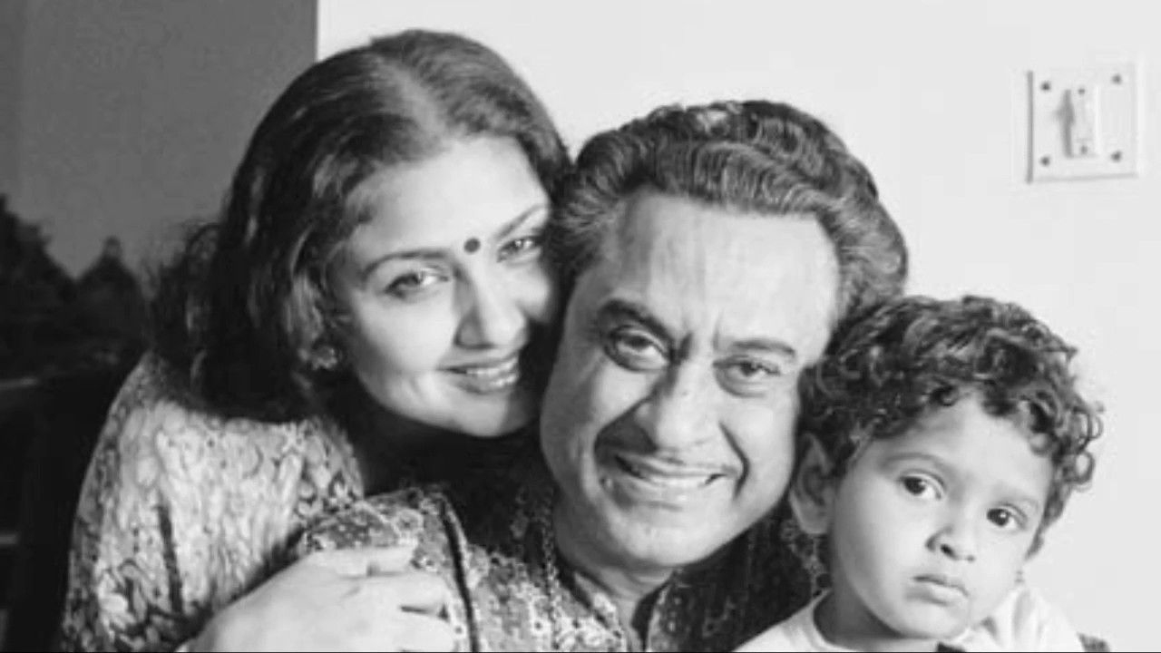 1280x720 Unseen Picture of Kishore Kumar, Ashok Kumar, and Anoop Kumar, Desktop