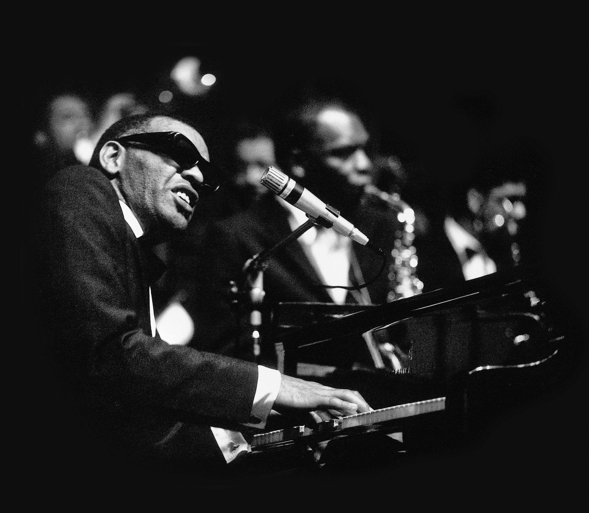 2070x1800 Ray Charles HD Desktop, Desktop