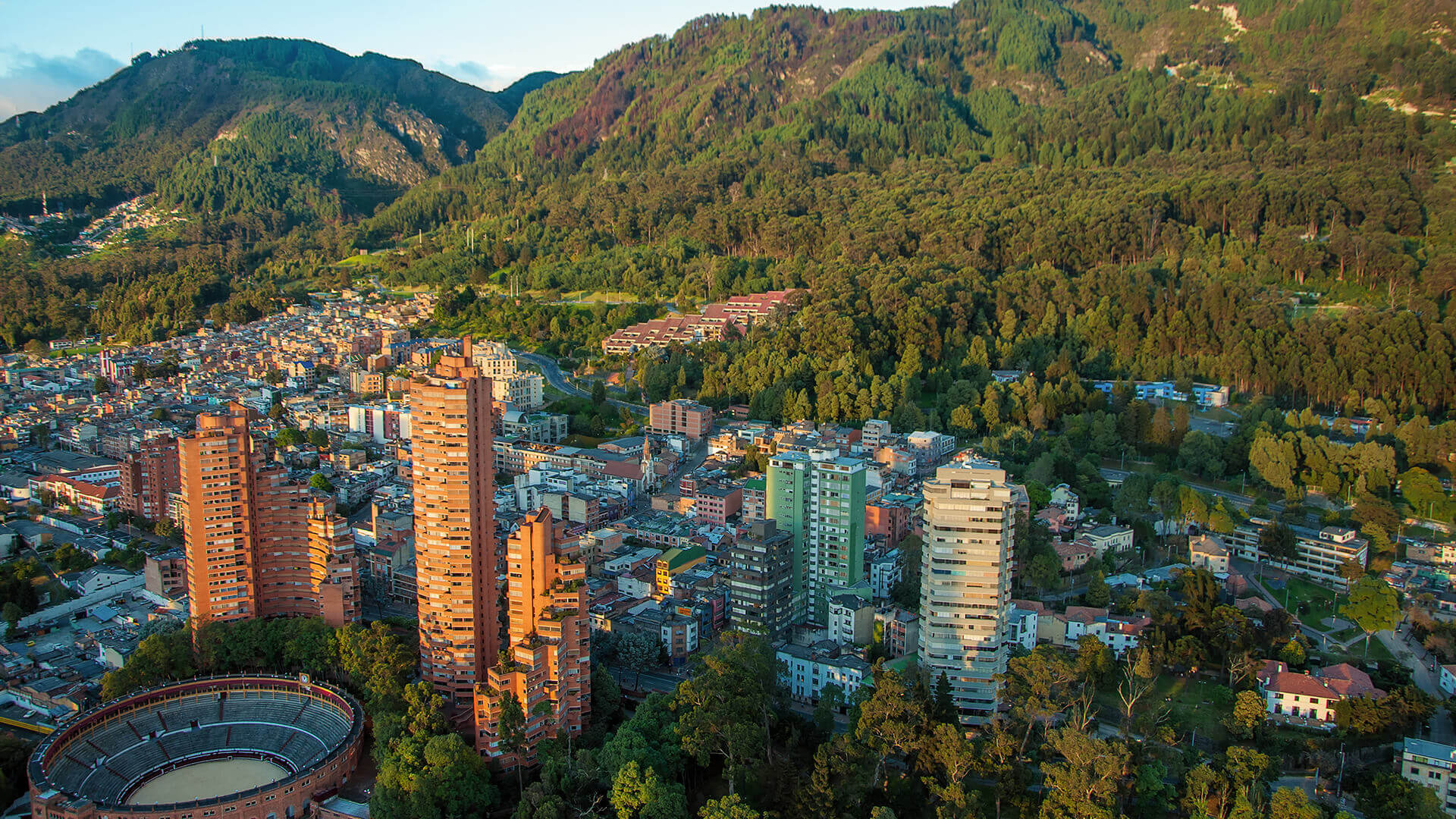 1920x1080 Colombia. Bogotá and Barranquilla. LaSalle College Montréal. Five Schools & Over 60 Programs, Desktop