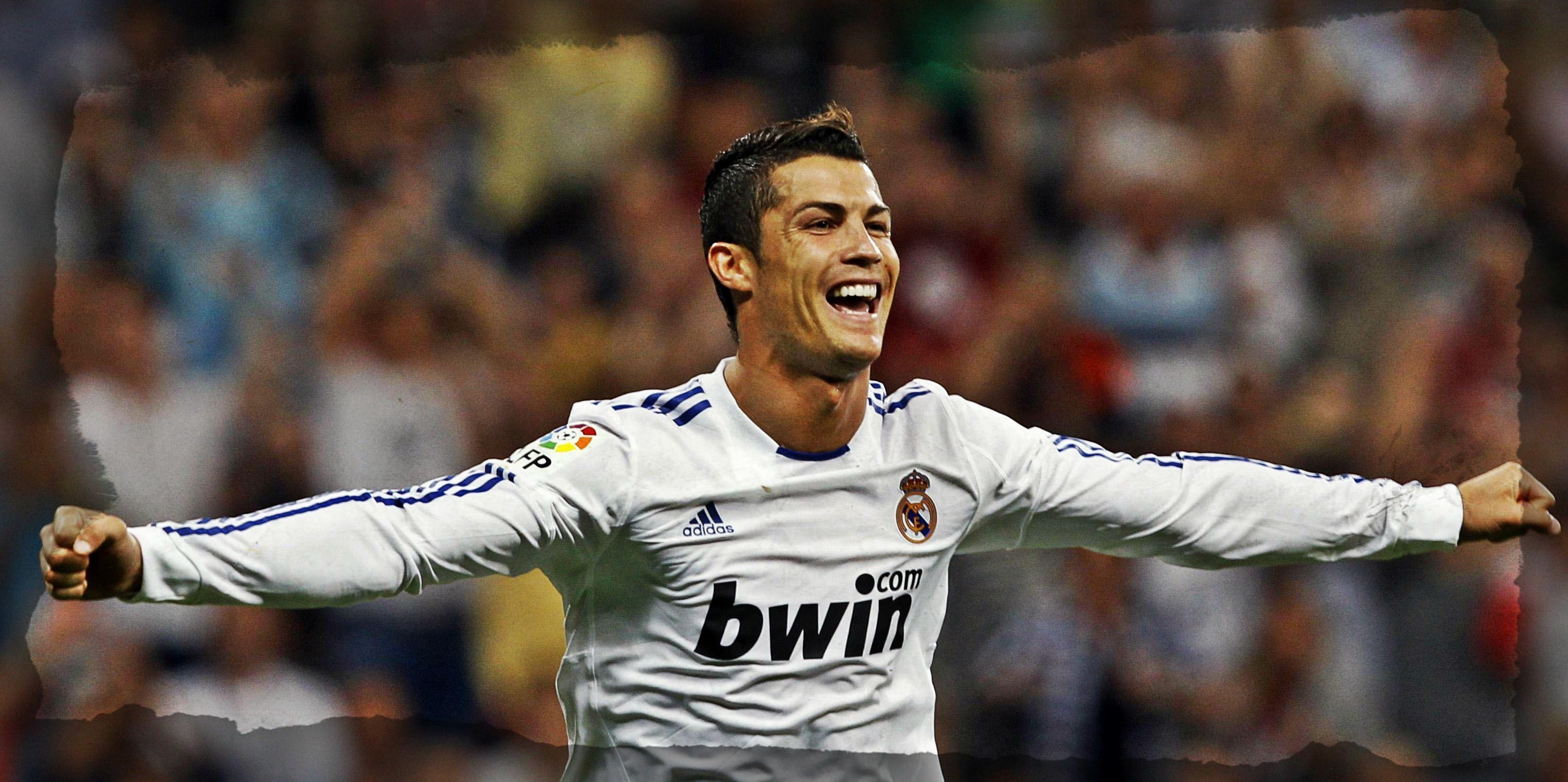 3050x1520 Best Cristiano Ronaldo Celebration Wallpaper Full HD 2015 2016, Dual Screen