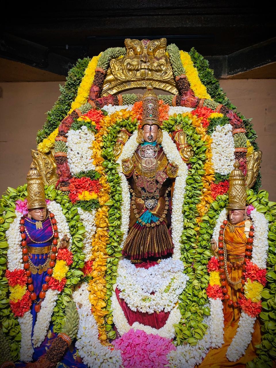 960x1280 Sri Kanchi Kamakshi Ambal Devasthanam, Phone