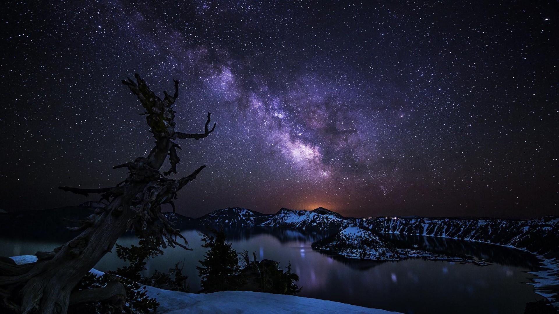 1920x1080 Milky Way Over Crater Lake, Crater Lake National Park, Oregon, Desktop