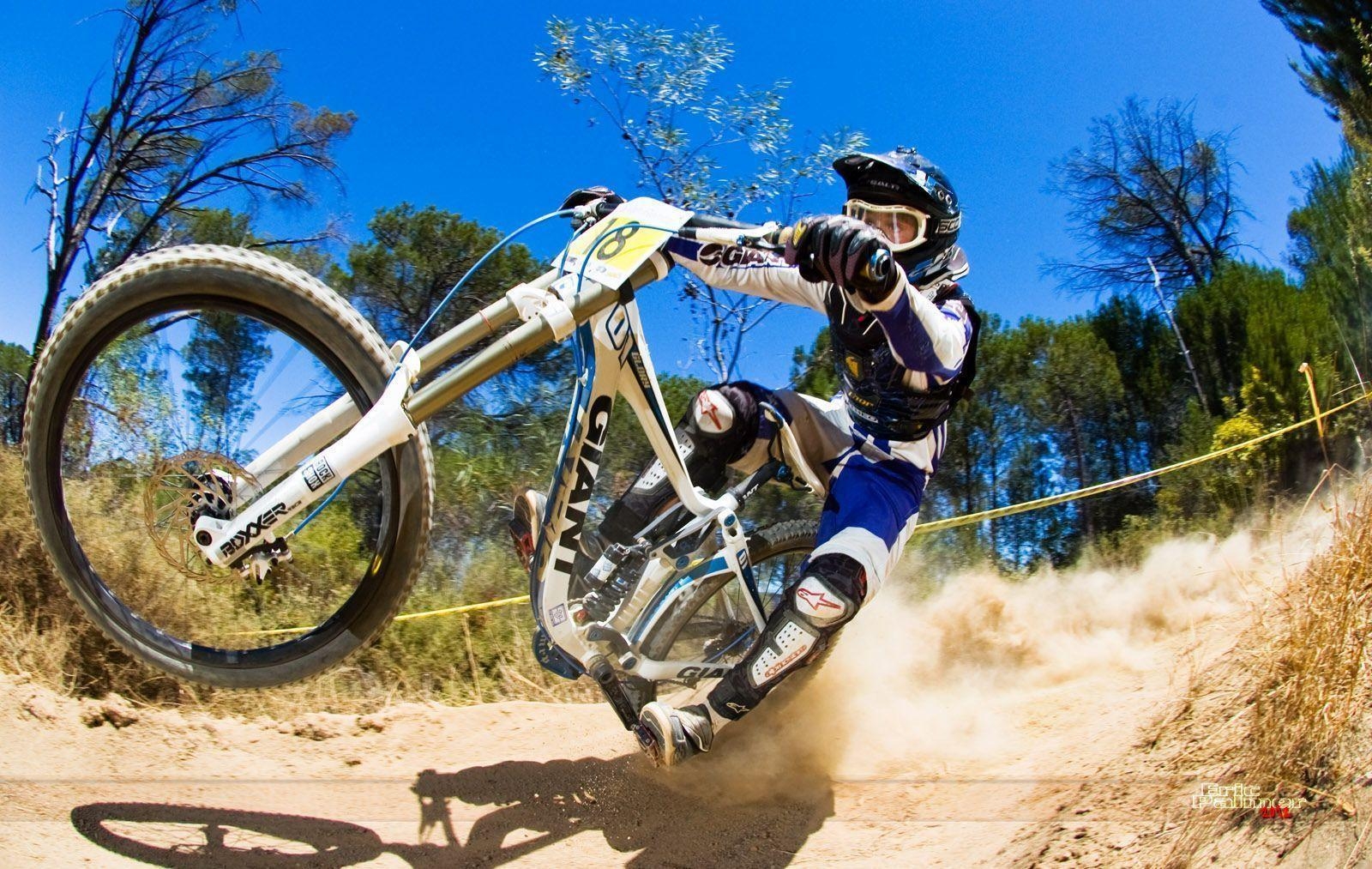 1600x1020 MTB Downhill IPhone Wallpaper 23408 High Resolution. HD Wallpaper, Desktop