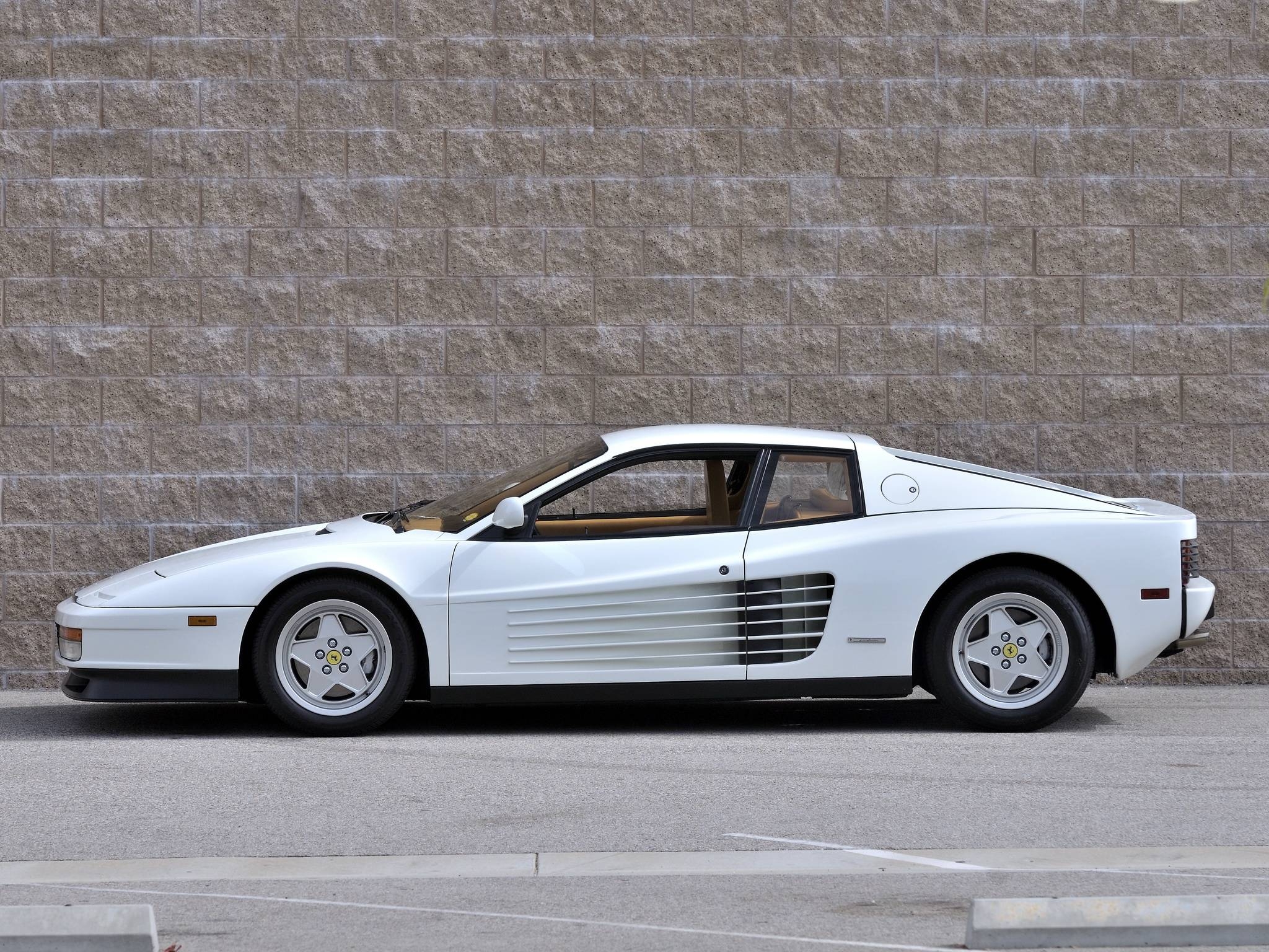 2050x1540 Ferrari Testarossa supercar fe wallpaperx1536, Desktop