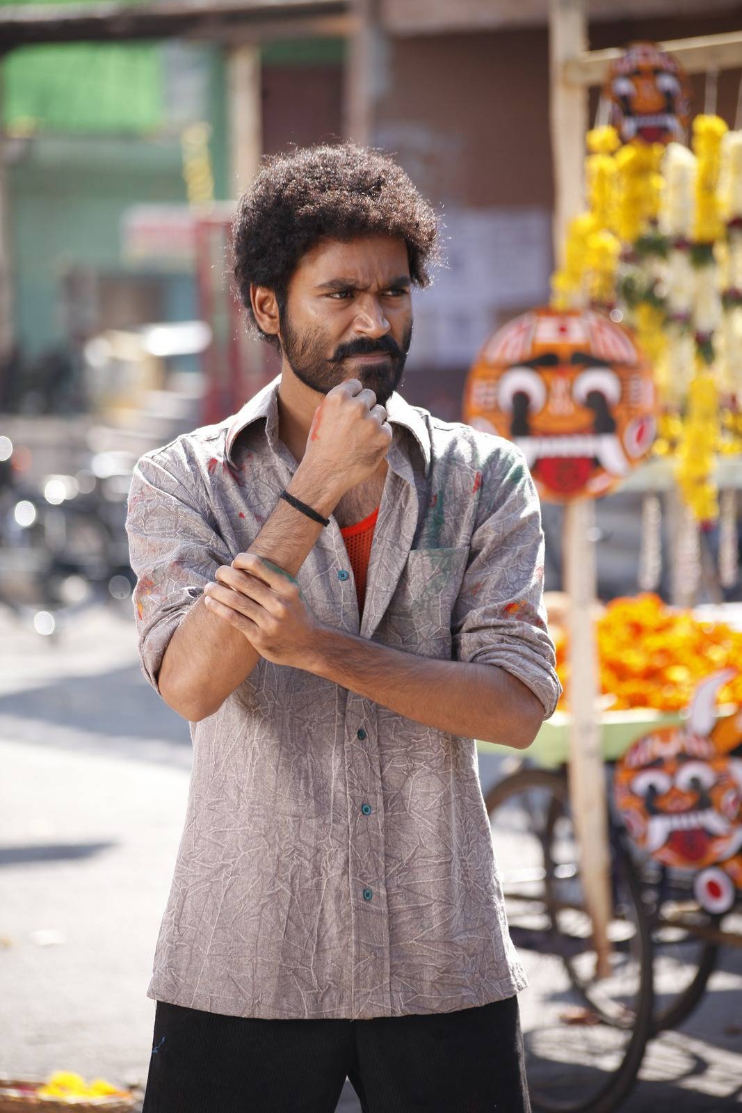 1070x1600 Anegan (2015), Phone