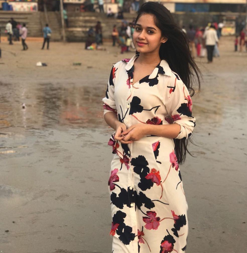 990x1020 Jannat Zubair Rahmani Wallpaper, Selfie, Image, pic, HD Image, Phone