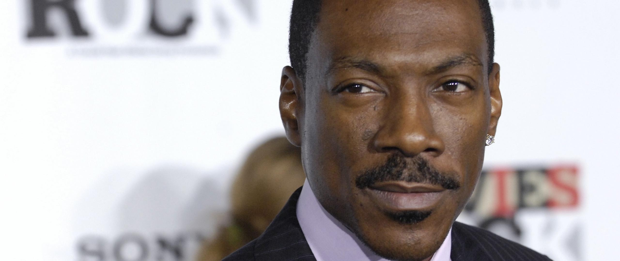 2560x1080 Download wallpaper  eddie murphy, actor, face, emotion dual, Dual Screen