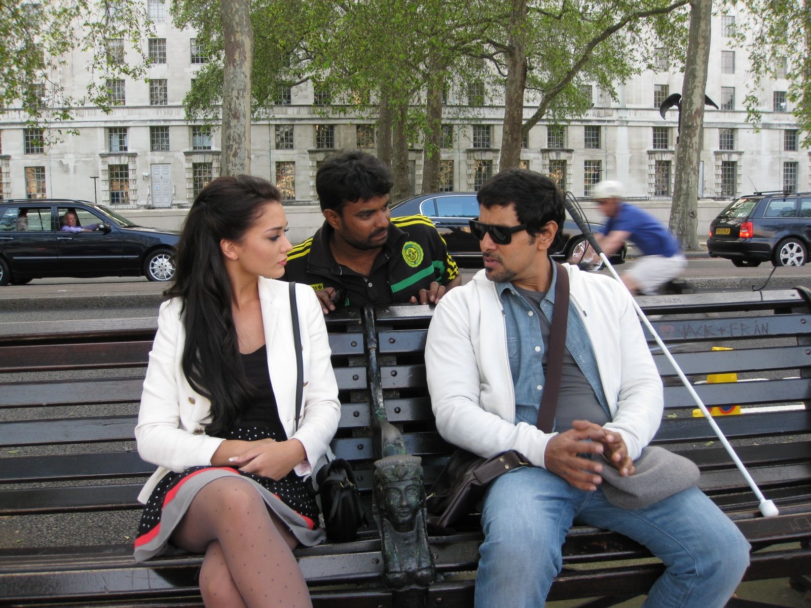 1600x1200 On location with Amy, Vijay and Vikram, Desktop