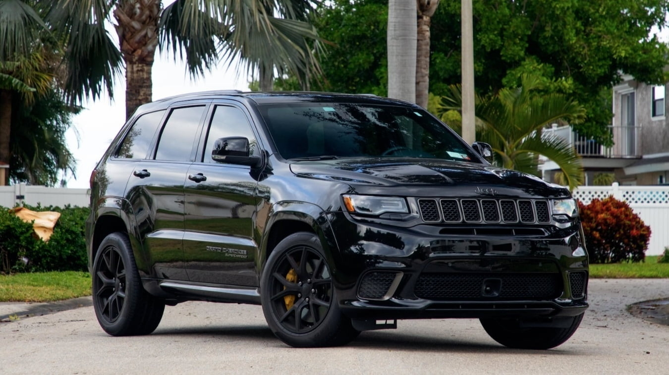 1350x760 Jeep Grand Cherokee Trackhawk, Desktop