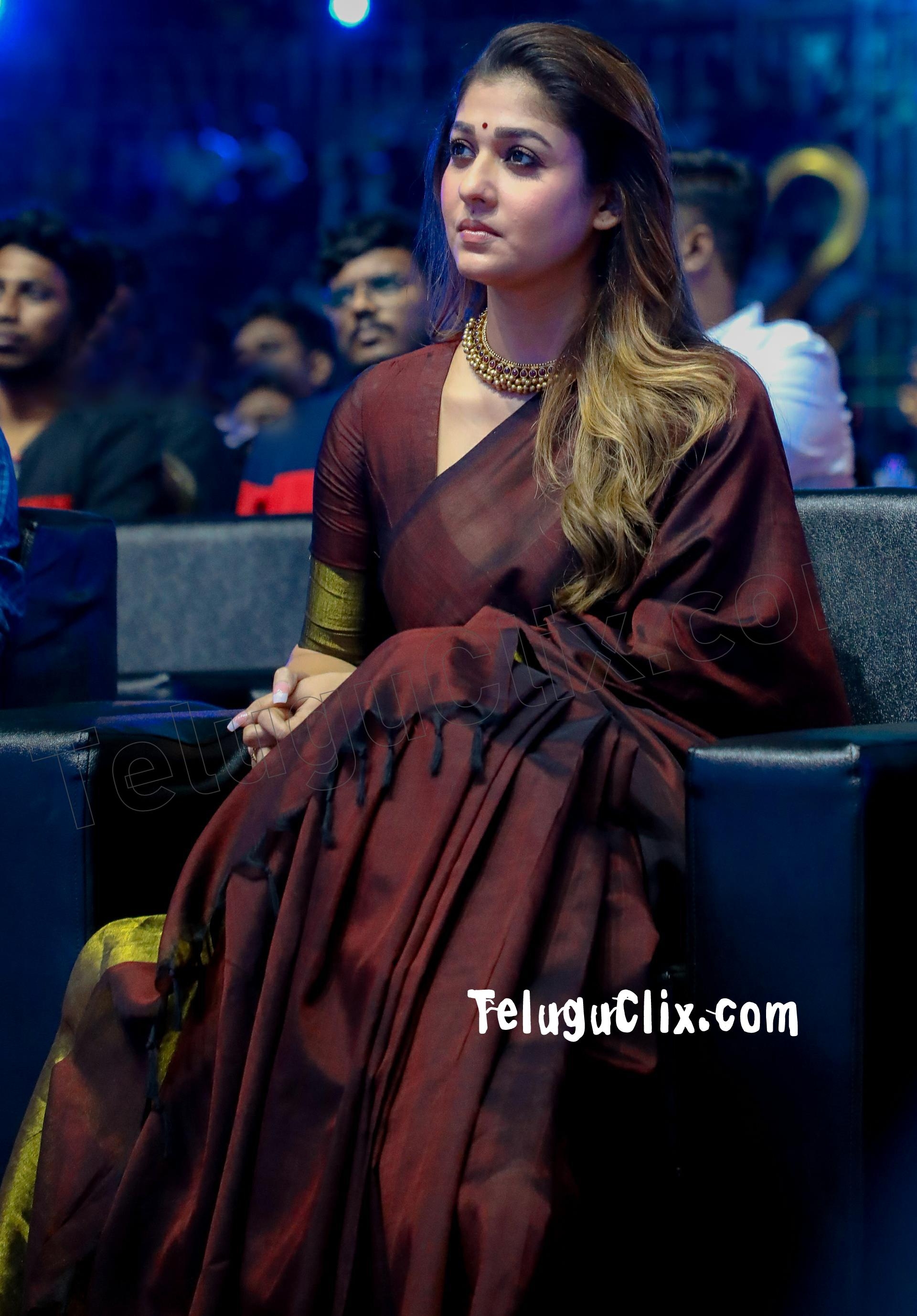 1920x2760 Nayanthara in Saree HD Pics 2020 HQ Photo Latest New image, Phone