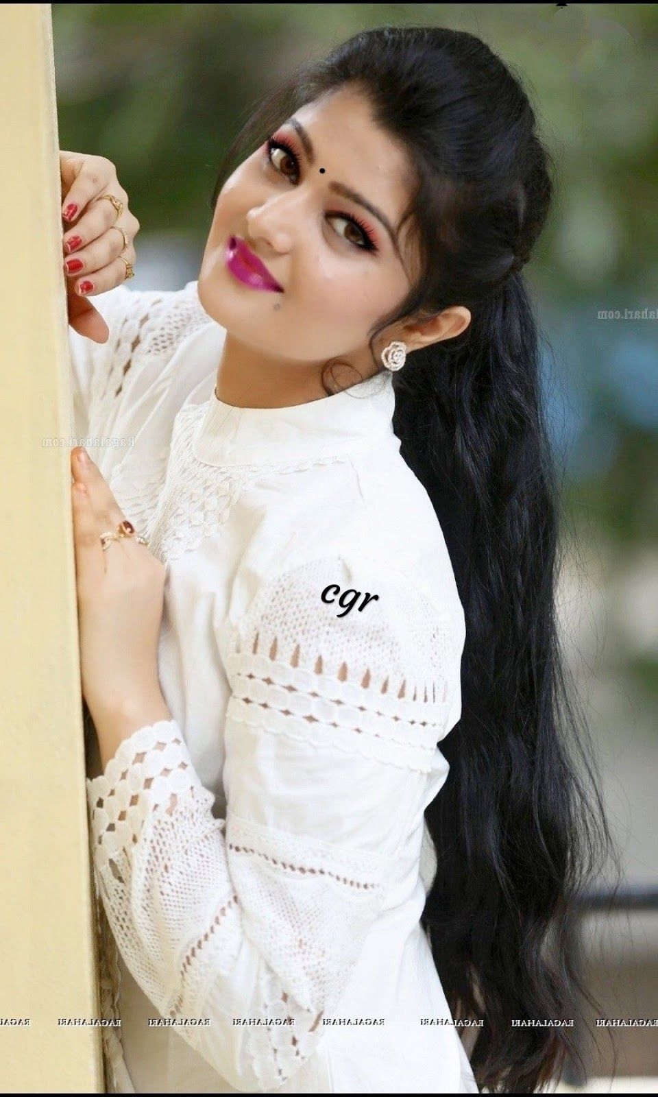 960x1600 beautiful girl indian wallpaper HD, Phone