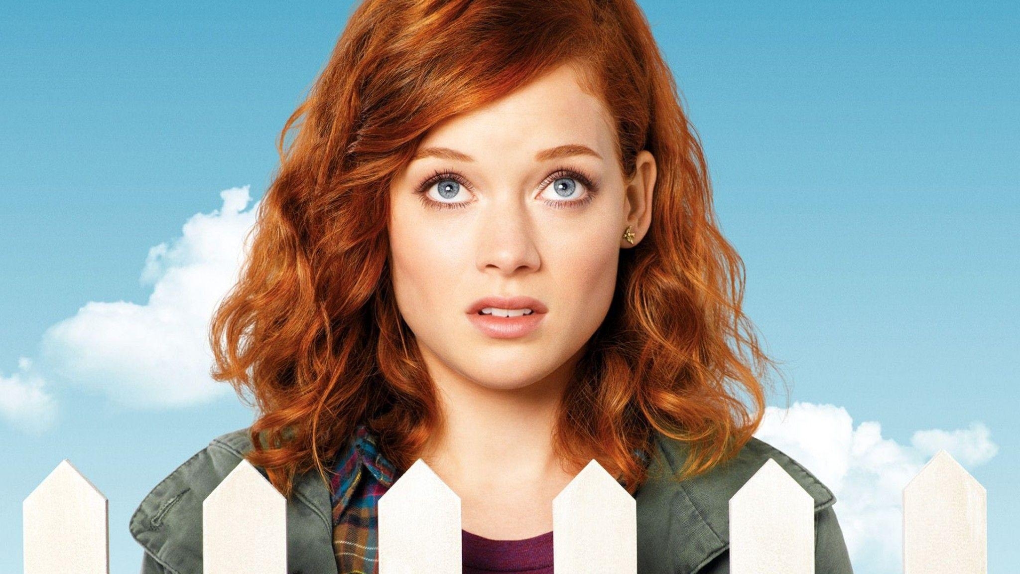 2050x1160 Jane Levy Suburgatory, Desktop