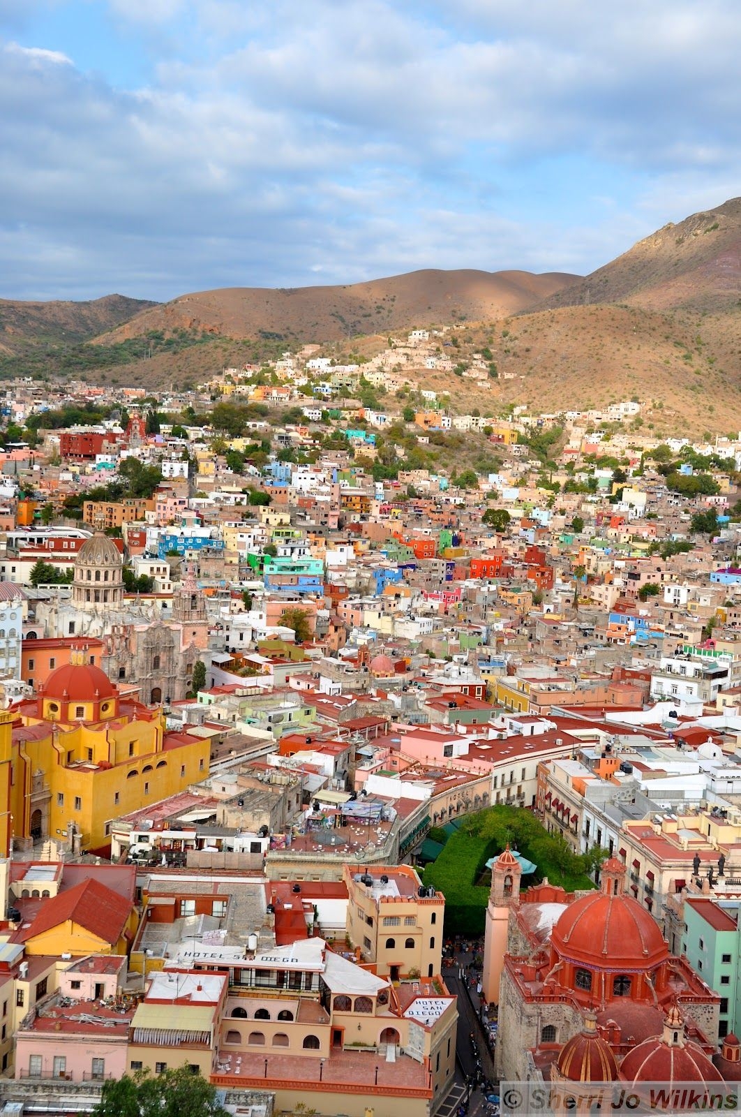 1070x1600 Exploring the coolest town of Guanajuato MEXICO!. Mexican vacation, Guanajuato, Guanajuato mexico, Phone