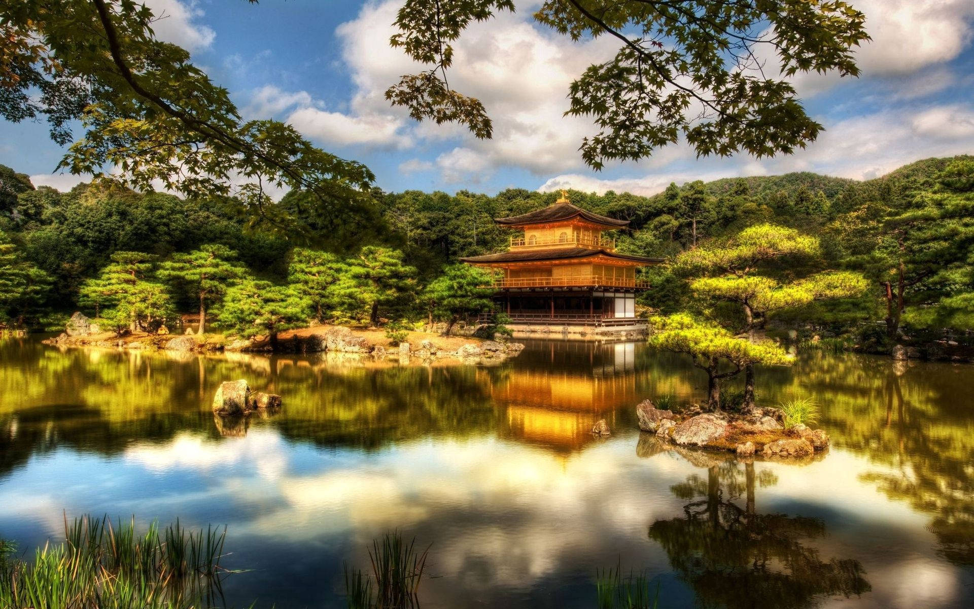 1920x1200 Golden Pavilion Temple, Desktop