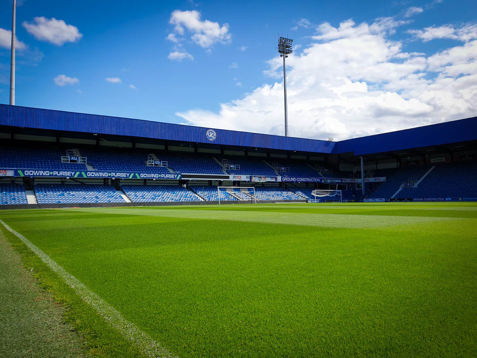 1600x1200 Queens Park Rangers F.C. • Verve Display, Desktop