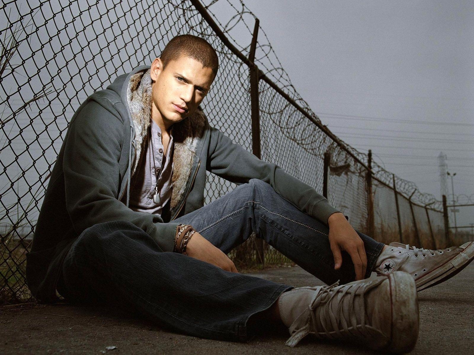 1600x1200 Prison Break. Movies & TV Shows I Have To Get, Desktop