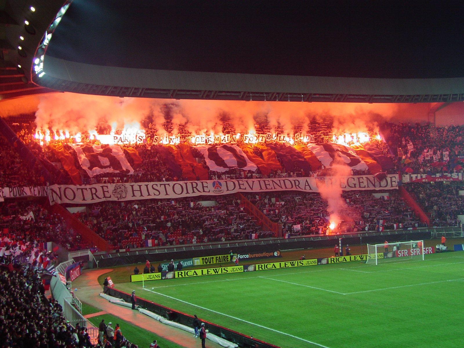 1600x1200 PSG Club New York. Trips to the Parc des Princes, Desktop