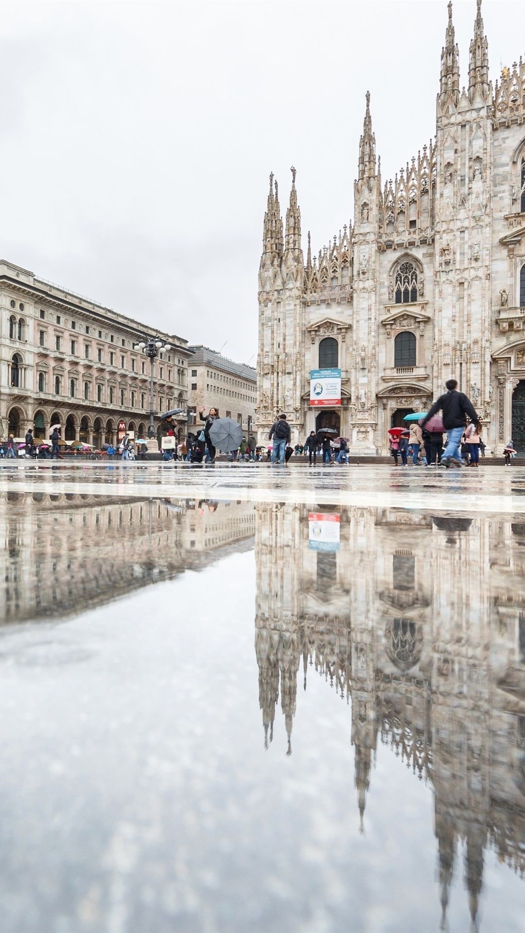 1080x1920 Wallpaper Italy, Cathedral, Milan, water reflection 3840x2160 UHD 4K Picture, Image, Phone