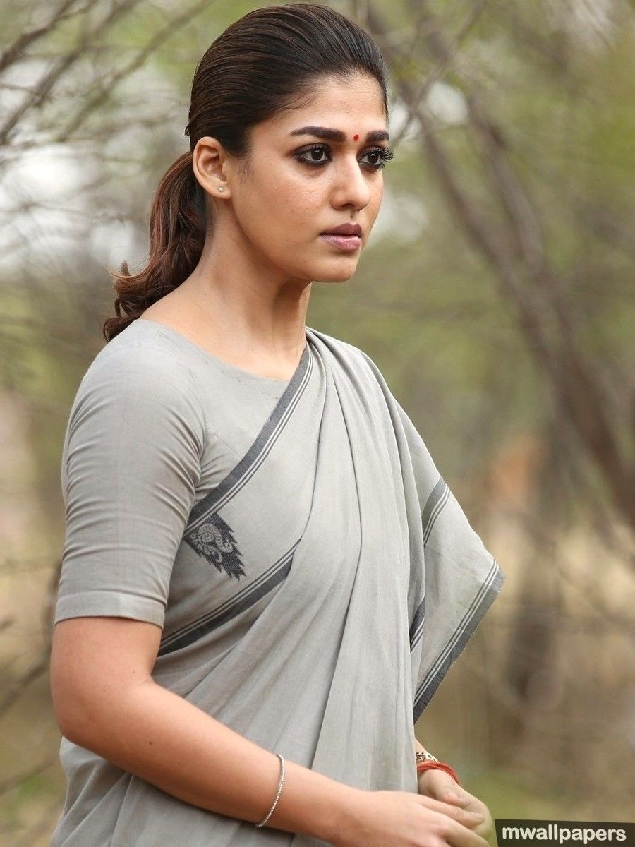 900x1200 Beautiful Nayanthara HD Photo in Saree (1080p) () (2020), Phone