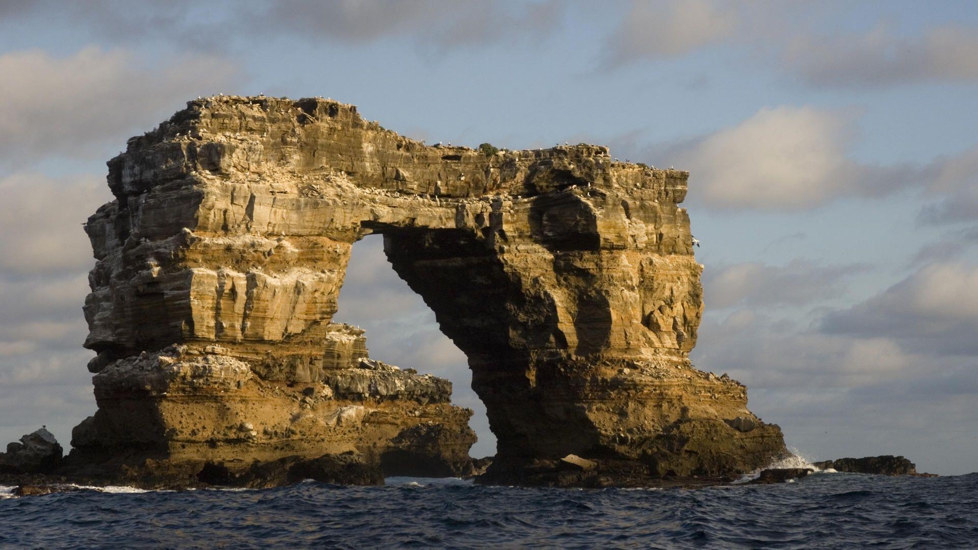 1920x1080 Nature: Darwin Arch, Darwin Island, Galapagos Islands, Ecuador, Desktop