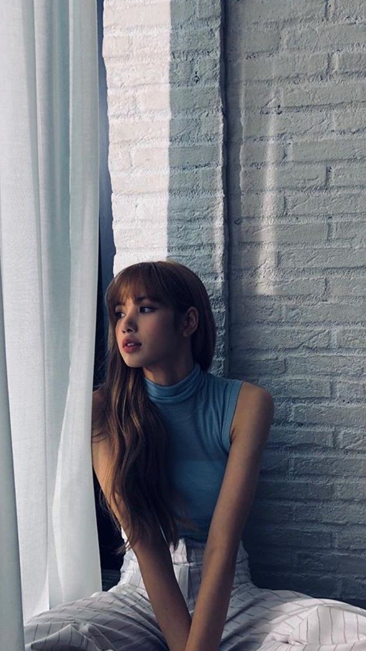 720x1280 Blackpink Lisa Wallpaper, Phone