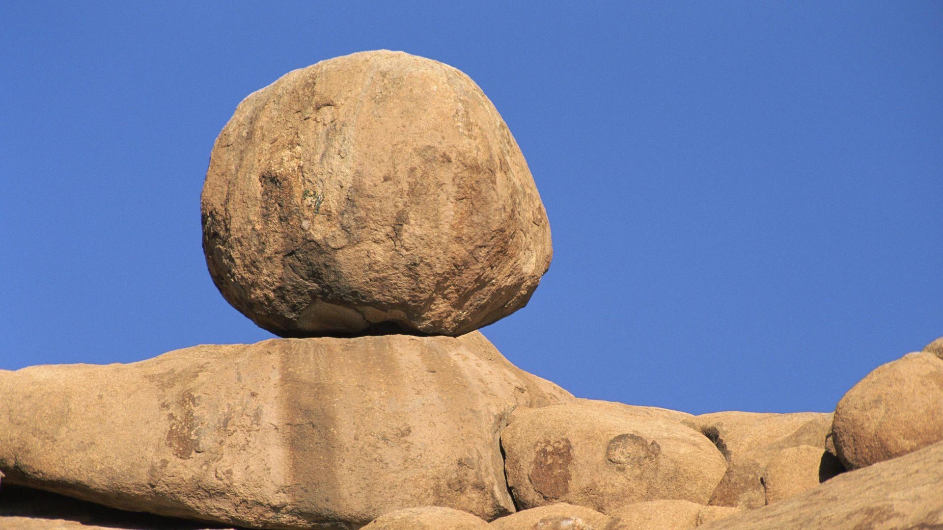 1920x1080 namibia. Granite Boulder, Pontok Mountains, Spitzkoppe, Namibia, Desktop