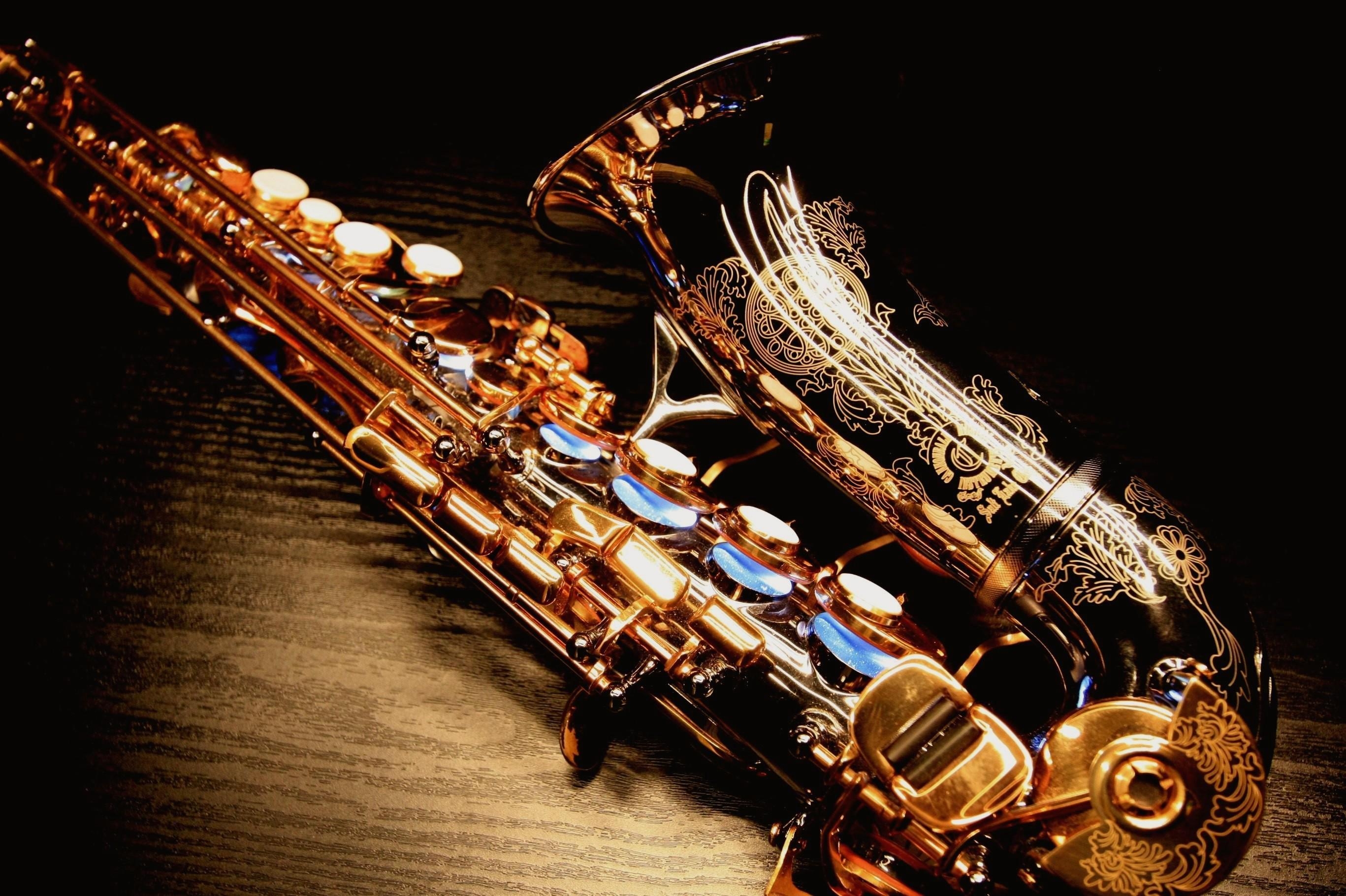 2740x1830 Saxophone Wallpaper, Desktop