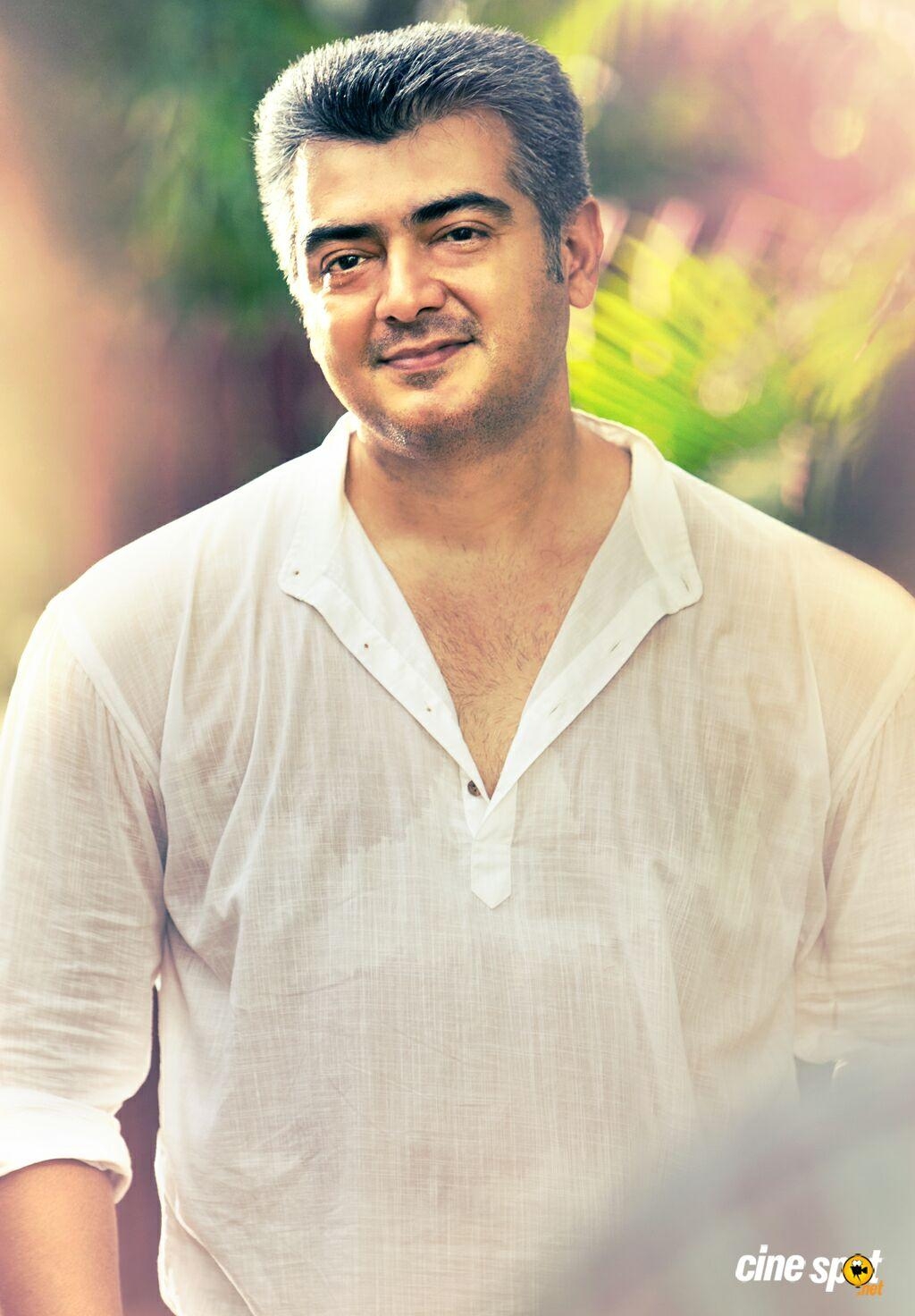 1030x1480 Ajith Kumar New Stills in Yennai Arindhal (1), Phone