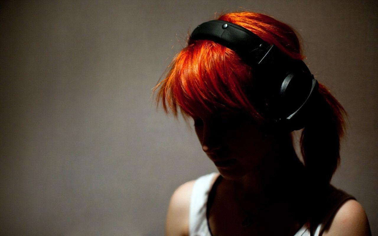 1280x800 HD Wallpaper:  Girls redhead_with_headphones free, Desktop