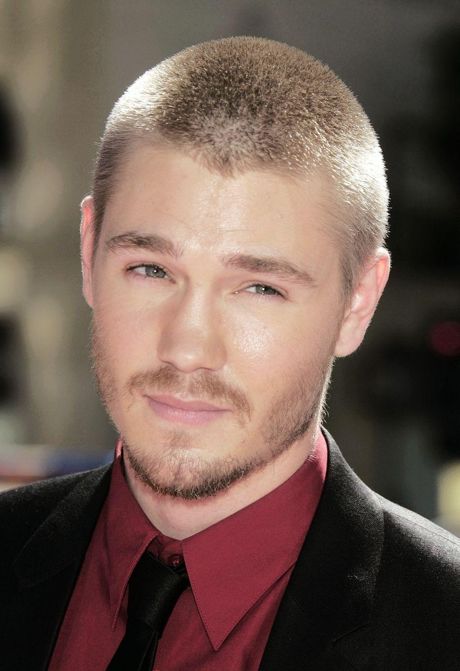 940x1370 Chad Michael Murray High Quality Wallpaper, Phone