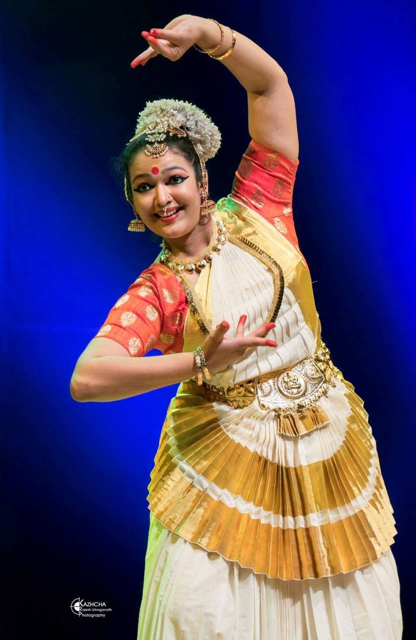 840x1280 Mohiniyattam wallpaper, Phone