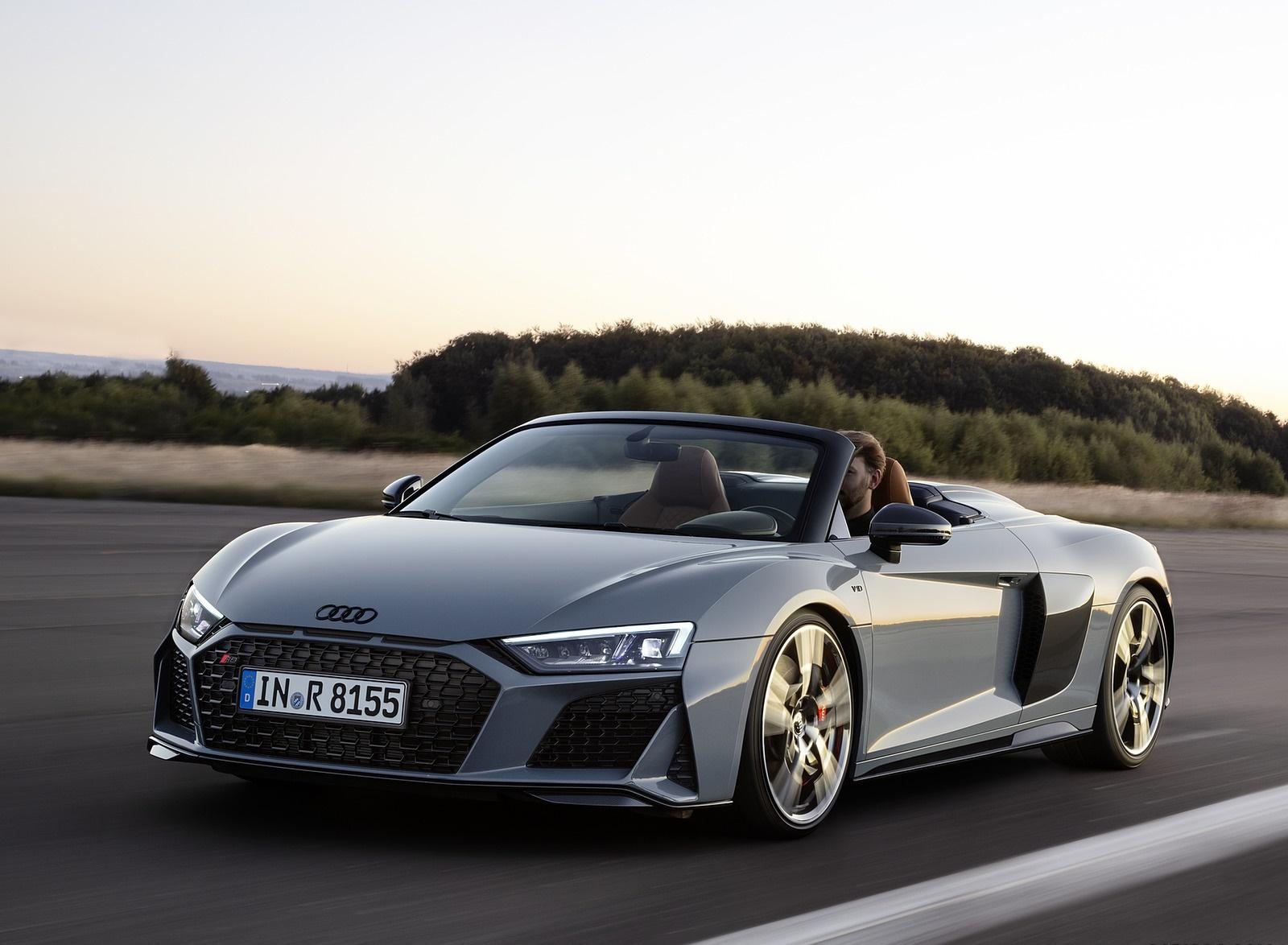 1600x1180 Audi R8 Spyder (Color: Kemora Gray Metallic) Front Three, Desktop