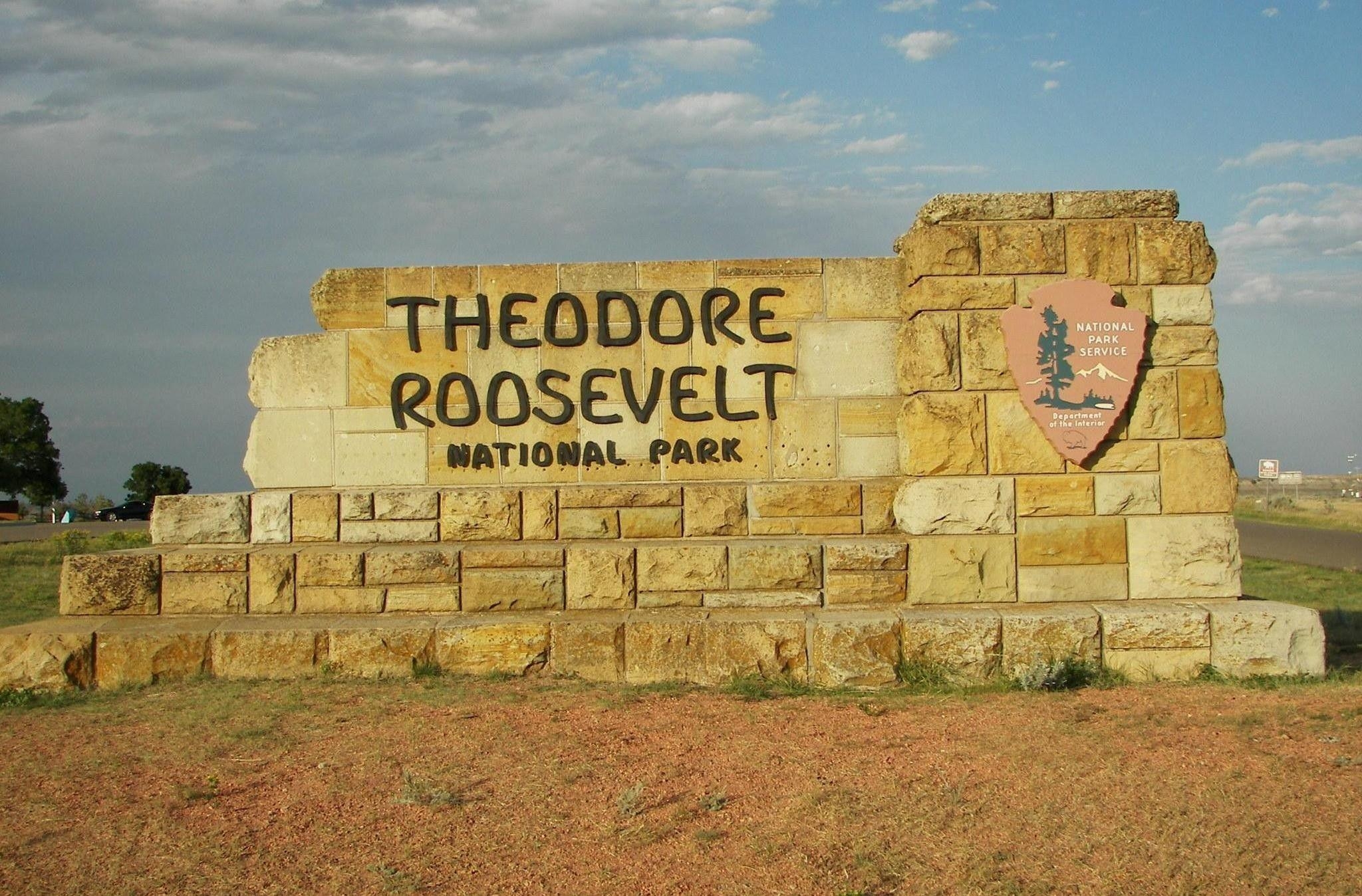 2050x1350 Miscellaneous Gateway National Dakota Entrance Roosevelt North, Desktop