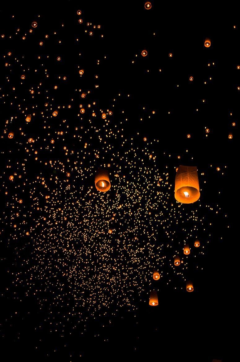 780x1170 Chinese Wishing Lanterns at Loy Krathong Festival, Chiang Mai, Phone