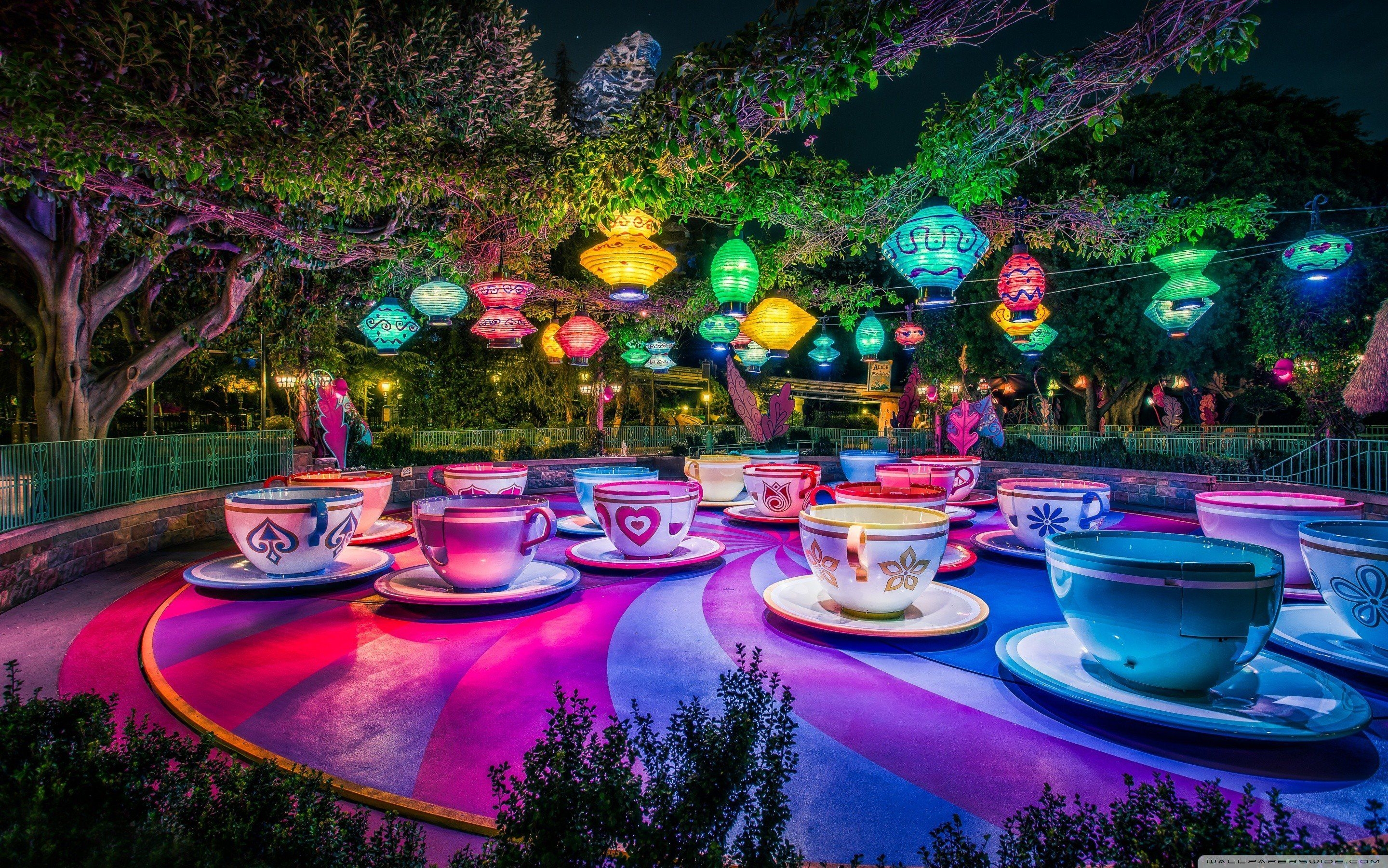 2880x1800 Disneyland, Theme parks, Trees, Lantern, Cup, California, Colorful HD Wallpaper / Desktop and Mobile Image & Photo, Desktop