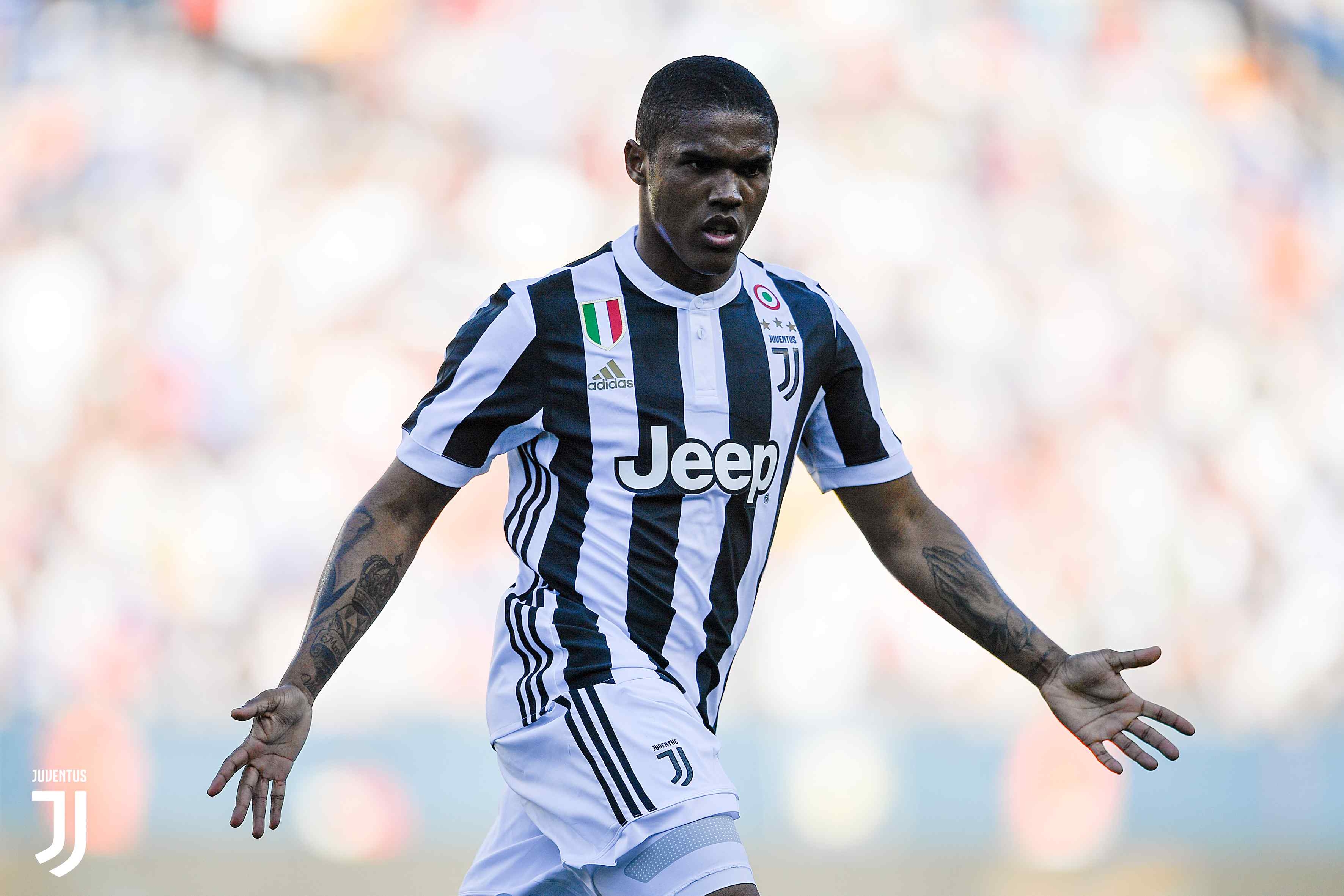 3550x2370 Juventus make Douglas Costa deal permanent, Desktop