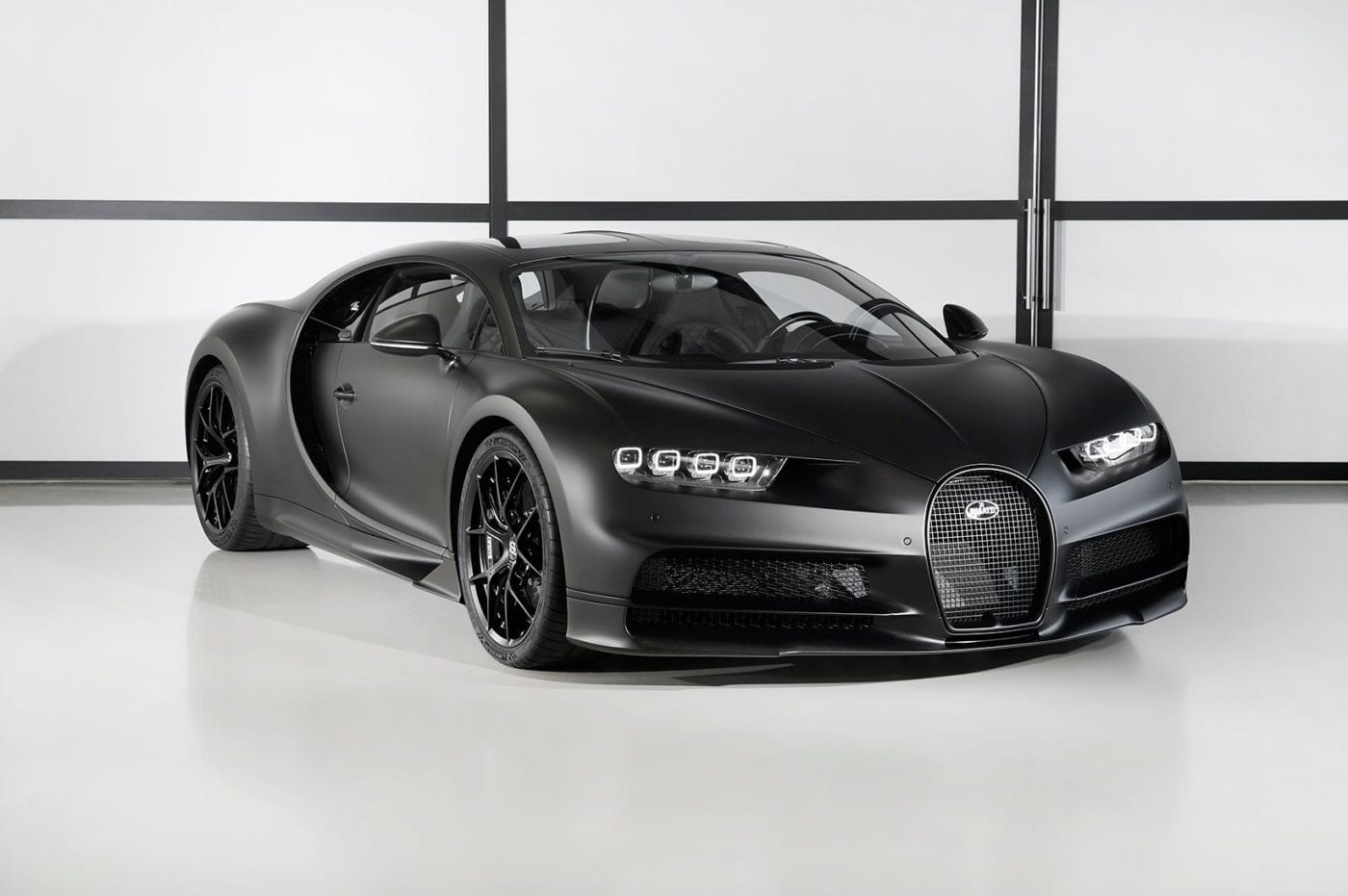 1400x940 Bugatti Unveils First Chiron Noire, Desktop