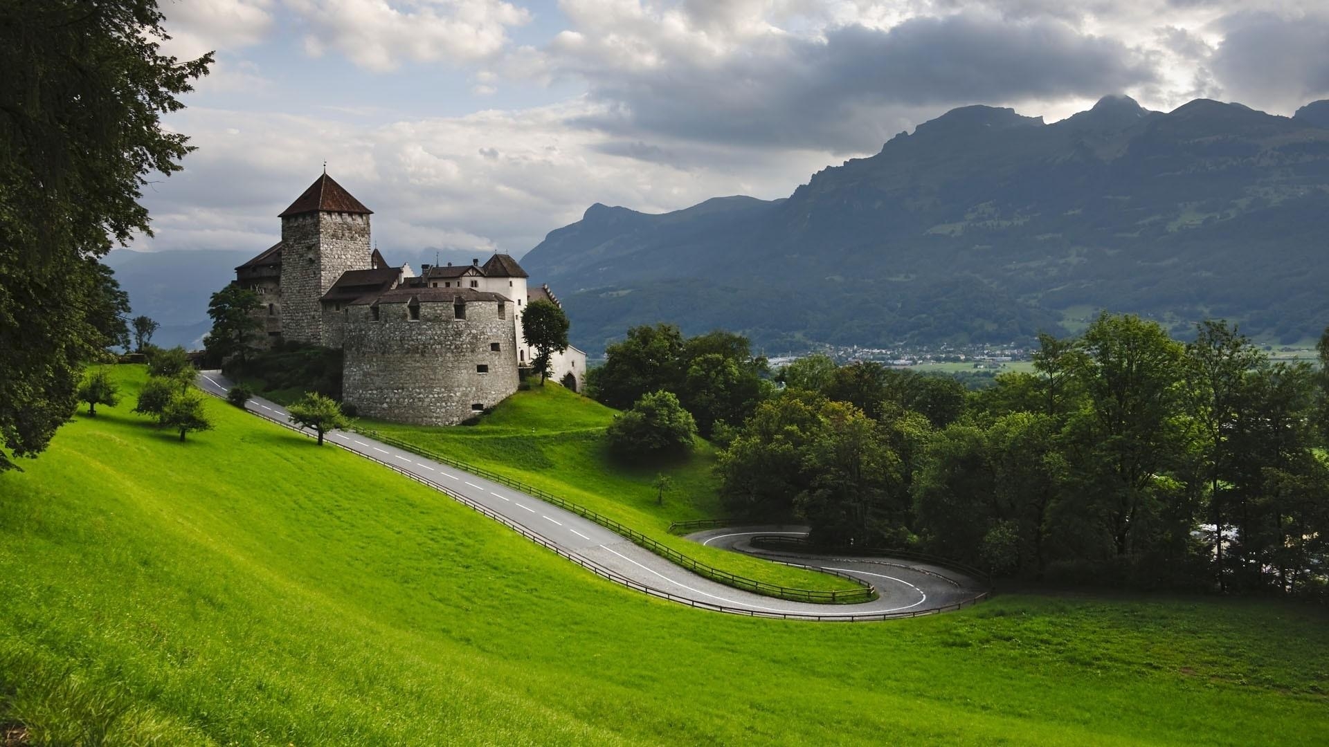 1920x1080 Wonderful Castle in Liechtenstein [], Desktop