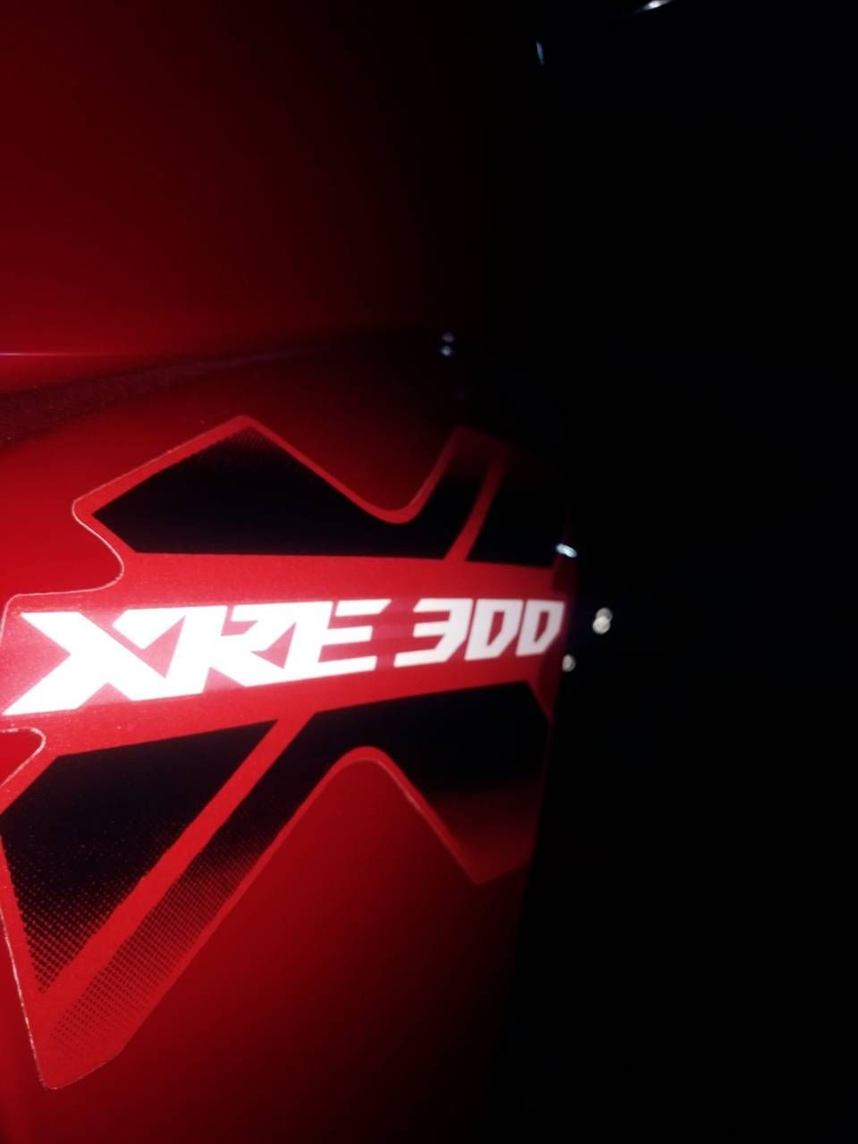 960x1280 Honda XRE 300 Logo wallpaper, Phone