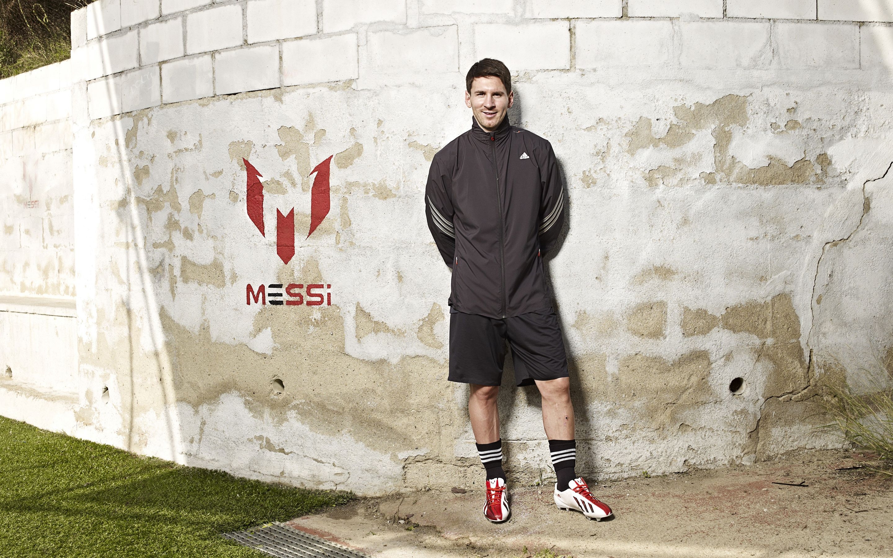 2880x1800 Messi 4K wallpaper for your desktop or mobile screen free and easy to download, Desktop