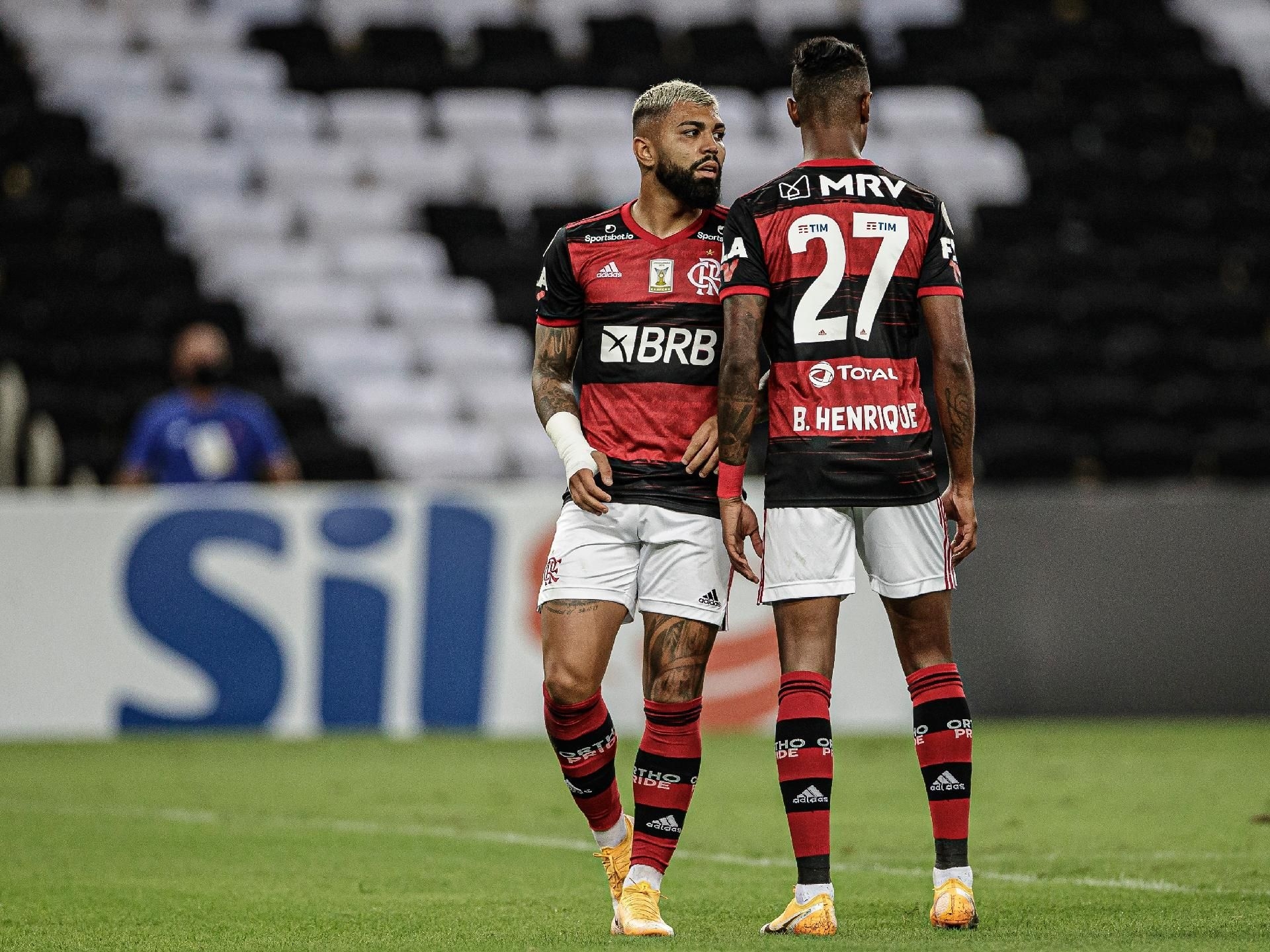 1920x1440 Flamengo: Bruno Henrique não entrou em campo, diz Fabíola Andrade, Desktop