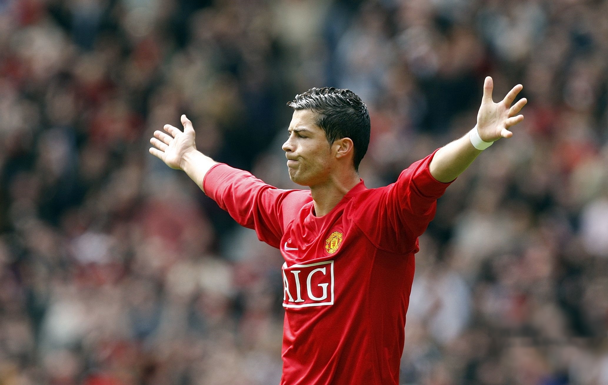 2070x1310 Cristiano Ronaldo HD Wallpaper, Manchester United F.C. HD Wallpaper, Desktop