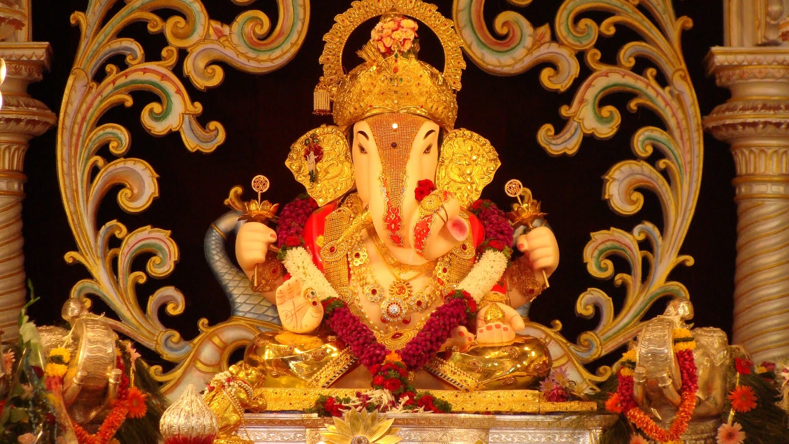 1600x900 MandirInfo: Shreemant Dagdusheth Halwai Ganapati, Desktop