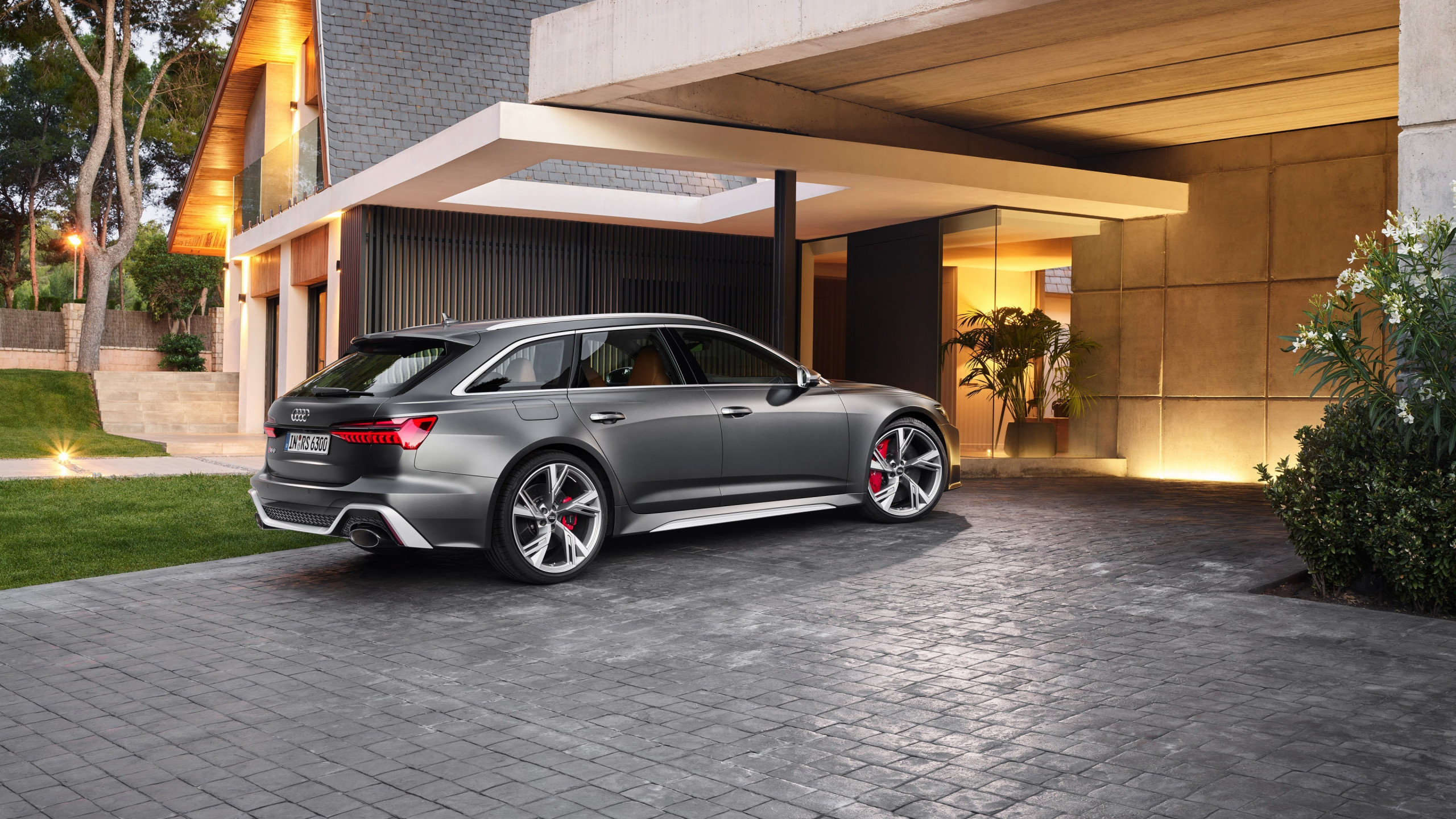 2560x1440 Download wallpaper: Audi RS 6 Avant, Desktop