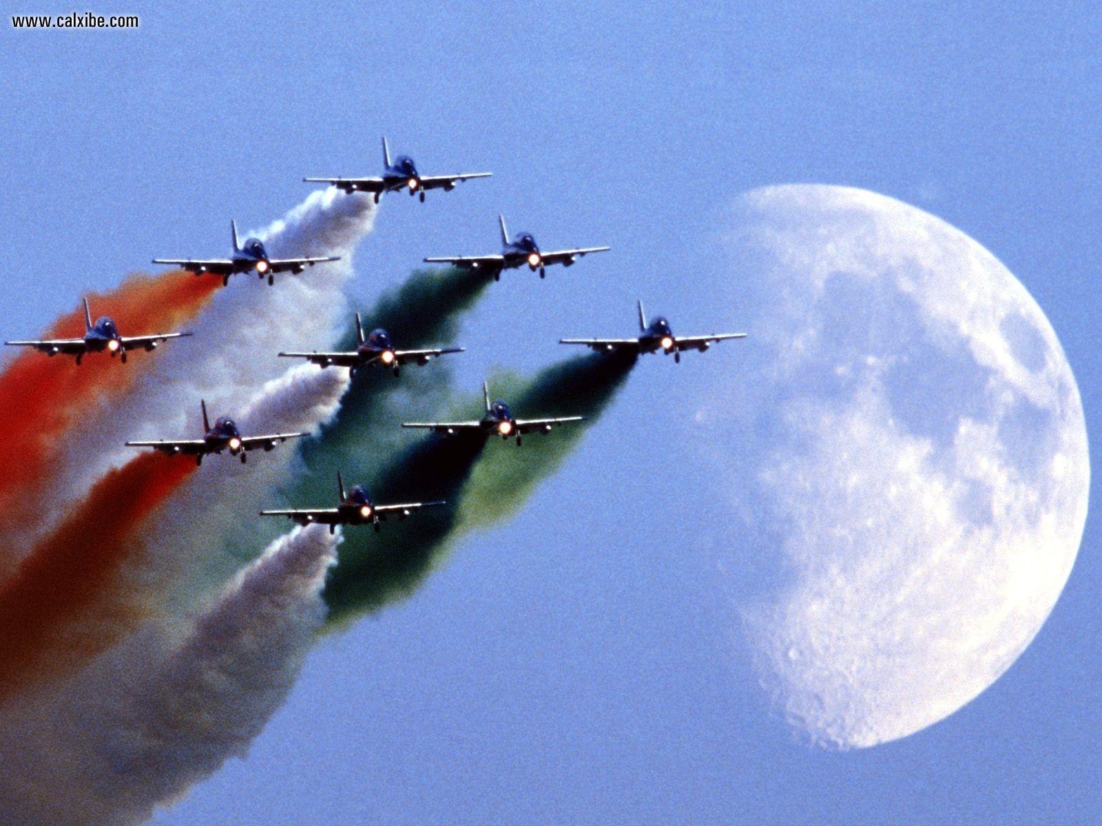 1600x1200 Aircraft / Planes: Frecce Tricolori Italian Air Force Aerobatic Team, Desktop