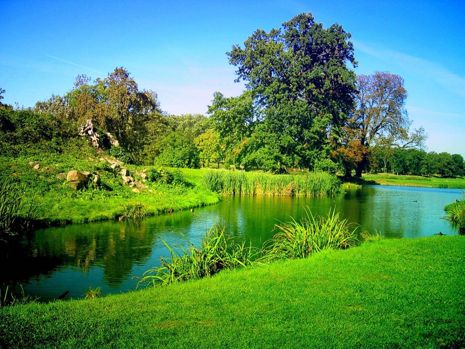 1600x1200 Wallpaper Of Nature HD River In Shire, Desktop