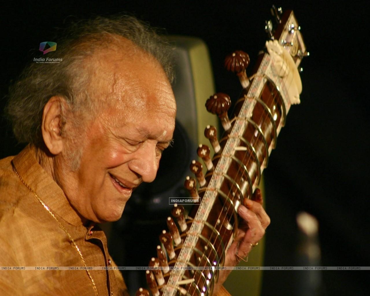 1280x1030 Ravi Shankar, Sitar player Pt Ravi Shankar at the concert ''''Music, Desktop