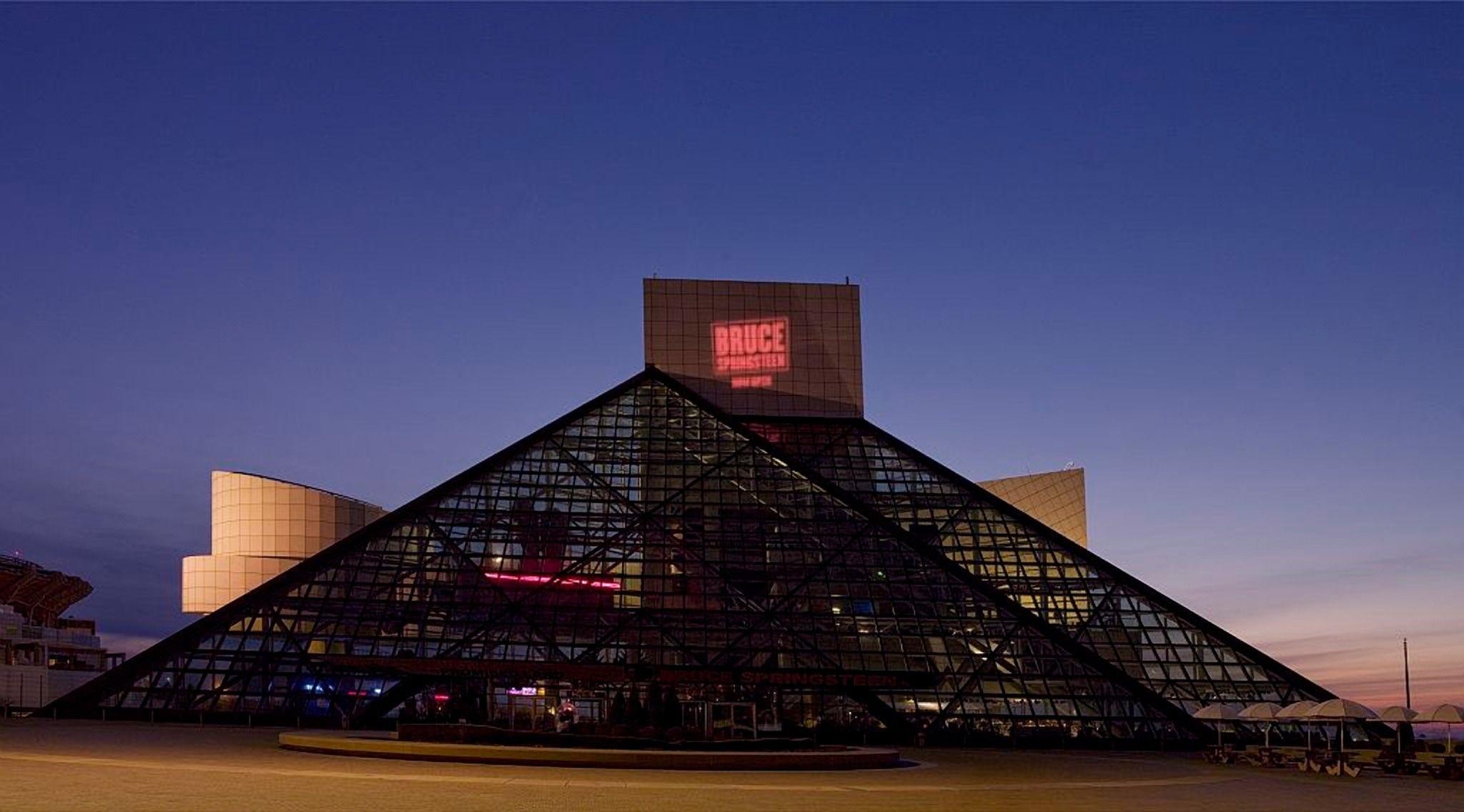 2050x1140 royalty free rock and roll hall of fame image, Desktop